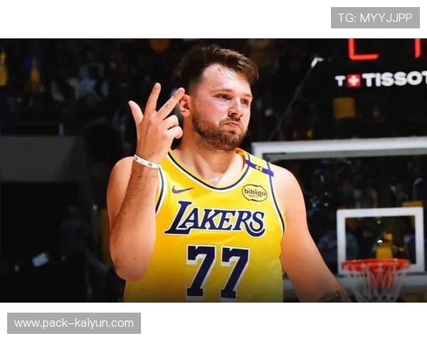 东契奇与乔丹品牌签下史上最高额多年代言合同再创篮球商业新纪录 东契奇与乔丹品牌签下史上最高额多年代言合同再创篮球商业新纪录