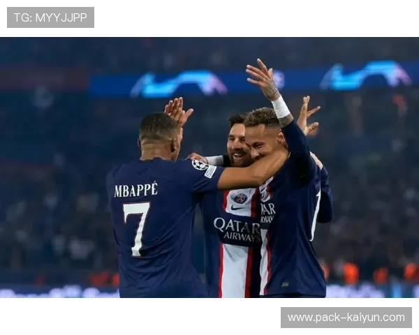 巴黎圣日耳曼力争卫冕打破欧冠历史魔咒 对阵拜仁迎战关键时刻